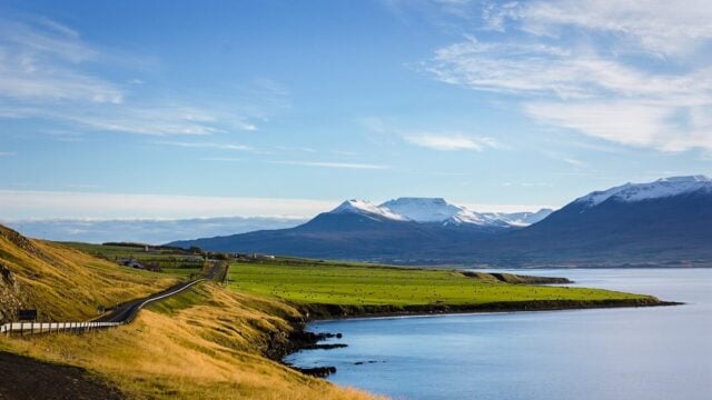 Iceland leaves EU talks hanging as referendum count stays on a knife edge