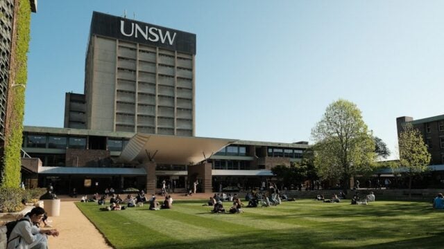 NSW to cap classroom screen time and push daily pen-and-paper learning
