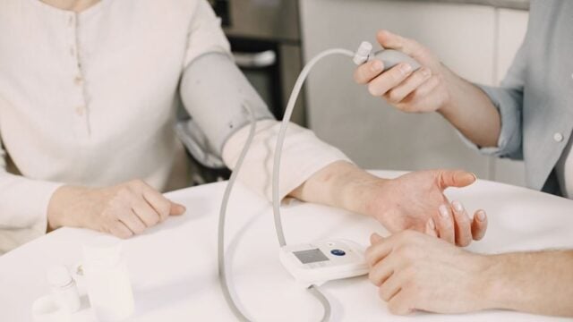 Normal Blood Pressure Range by Age: What Doctors Track