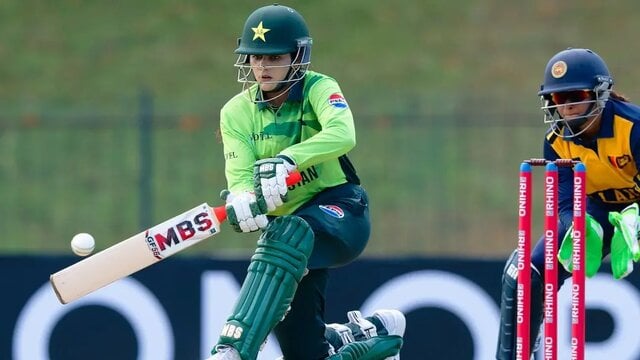 sl-w vs pakw: Pakistan Go 1-0 Up in Sri Lanka