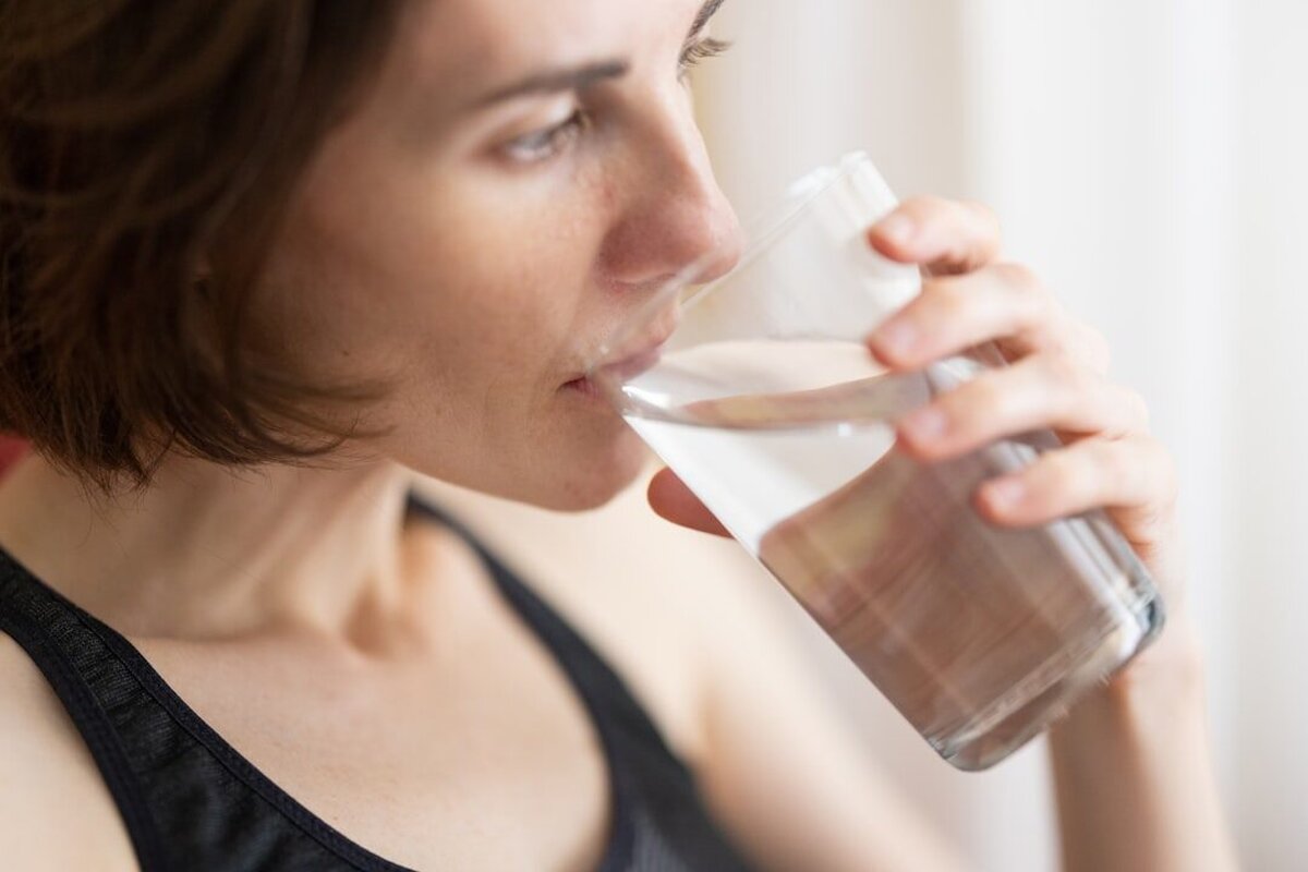 How much water should you drink daily? A simple guide