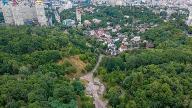 Russia and Ukraine trade deadly strikes as local officials report at least 27 killed