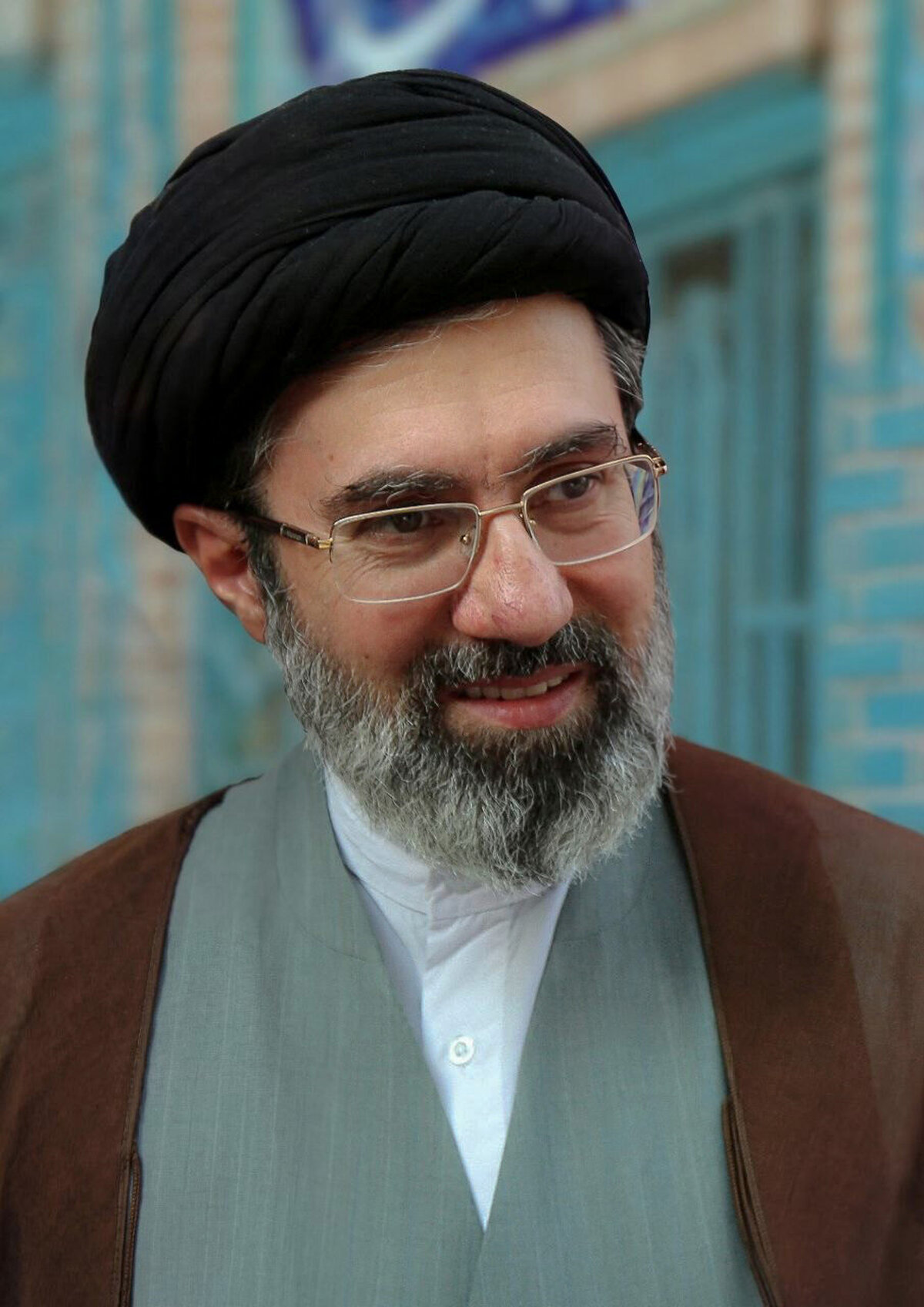 Mojtaba Khamenei Urges Domestic Production Amid New US Sanctions