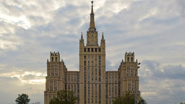 Kudrinskaya Square Building, Moscow — Stalin-era skyscraper at the blast site