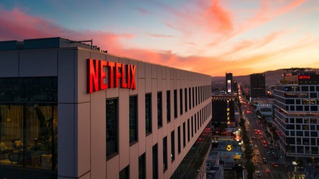 Netflix Looks Cheaper As Business Improves, Trader Says
