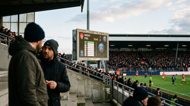 stade brestois vs psg standings: PSG chase first win