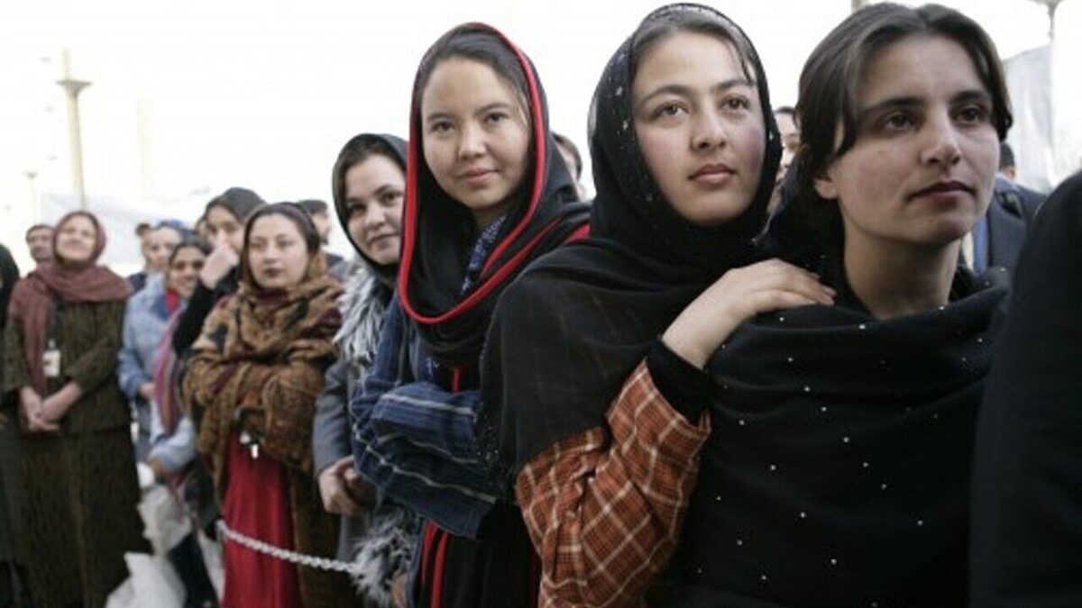 Afghan Women Who Fled Kabul for Safety in America Find Their Futures Paused