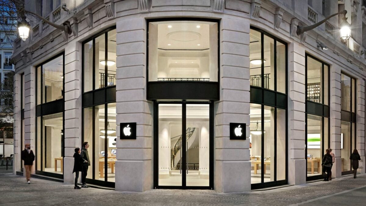 Apple Stores in Bordeaux, Lille Looted During French Protests