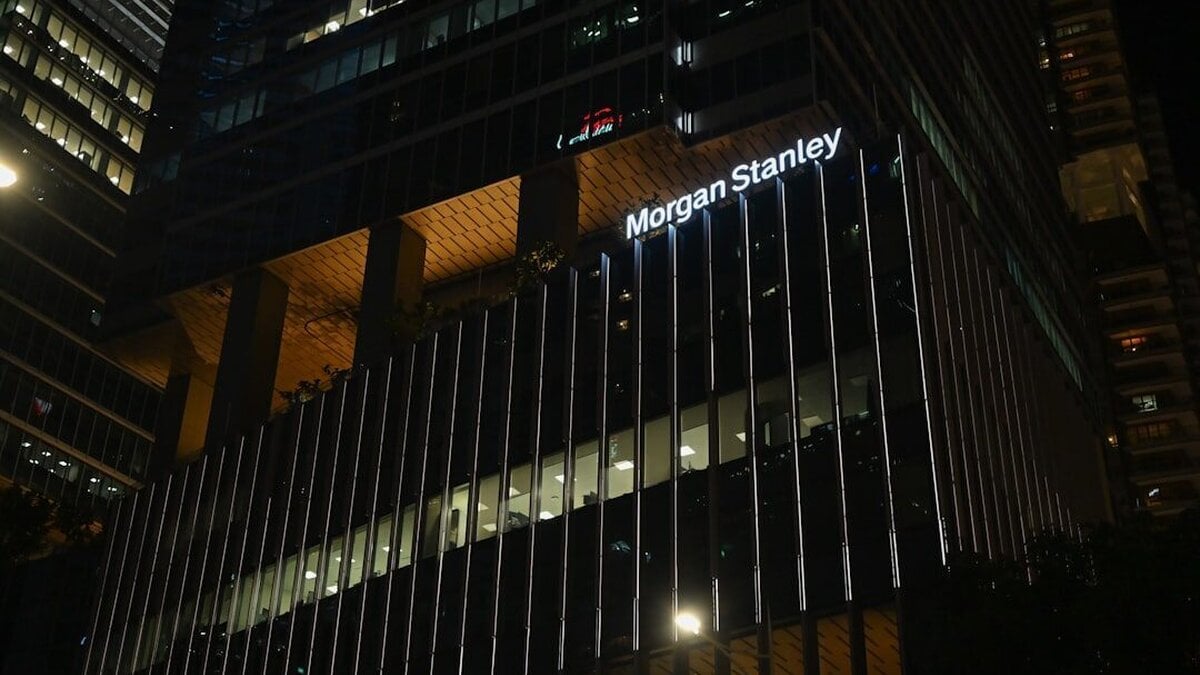 Goldman Sachs, JPMorgan, Morgan Stanley Take AI Trading Lead