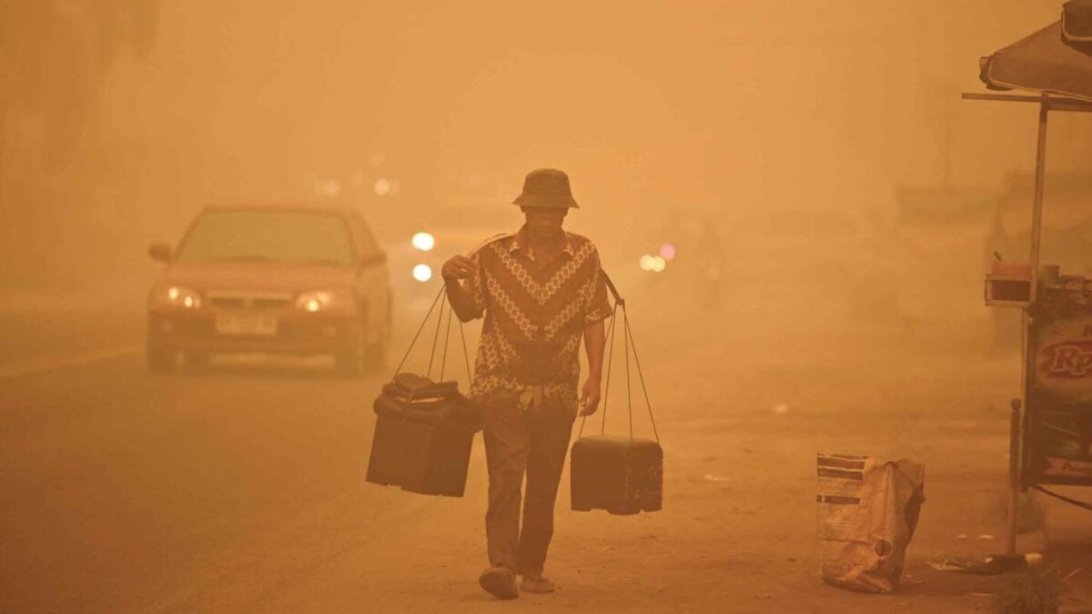 CREA Study Links Indonesia Haze to 5,200 Deaths in Two Months