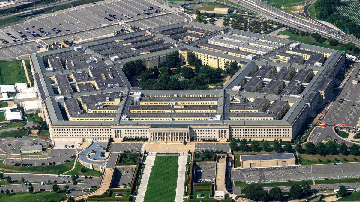 Elon Musk, Palmer Luckey face conflict questions on Pentagon panel