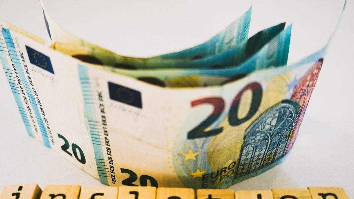 Faisal Islam: Inflation and borrowing squeeze UK Budget