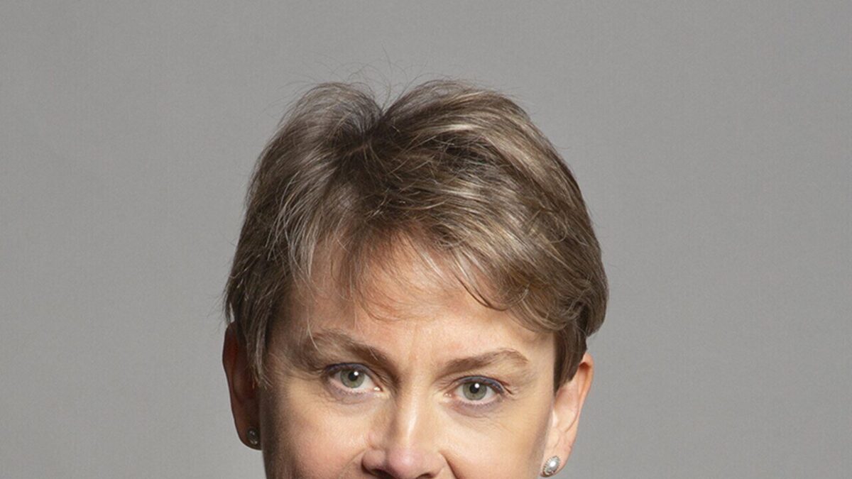 Yvette Cooper Pledges £140 Million for Urgent Care in England
