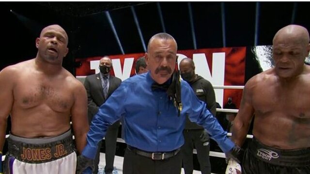 Hasil Laga Mike Tyson vs Roy Jones Berakhir Imbang