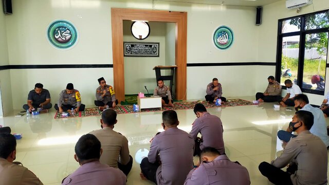 Kapolres Bangka Barat Pimpim Doa Mohon Pertolongan Kepada Sang Pencipta Agar Covid 19 Cepat Berakhir
