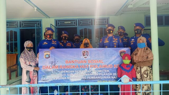 Peringati HUT Polairud ke-70, Satpolair Polres Bangka Barat Melaksanakan Kegiatan Bansos