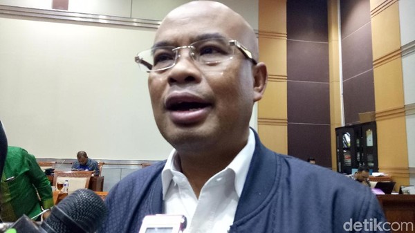 Wakil Ketua Komisi lll DPR RI dari Fraksi Gerindra Kritik MA yang Larang Foto-Rekam di Sidang