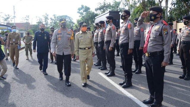 Polda  Babel Melaksanakan Apel Gelar Pasukan Menjelang Natal dan Tahun Baru 2021