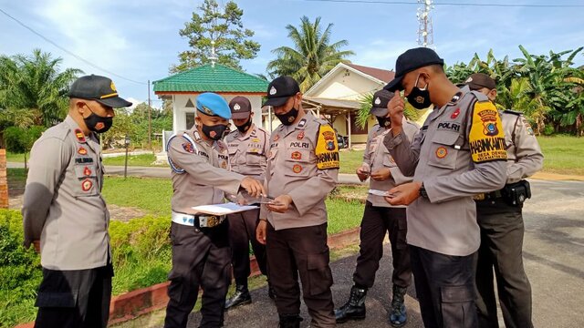 Kapolsek Kelapa Iptu A.F. Pulungan,SE  Melaksanakan Kegiatan Gaktiplin Terhadap Anggotanya