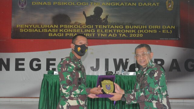Danrem 045/GAYA Buka Acara Penyuluhan Psikologi Tentang Pencegahan Bunuh Diri dan Sosialisasi Konseling Elektronik