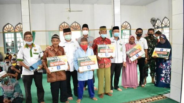 Lima Desa di Tukak Sadai Kab. Bangka Selatan Dapatkan Bantuan Sosial