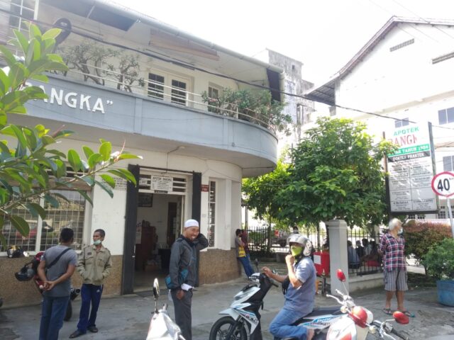apotek bangka