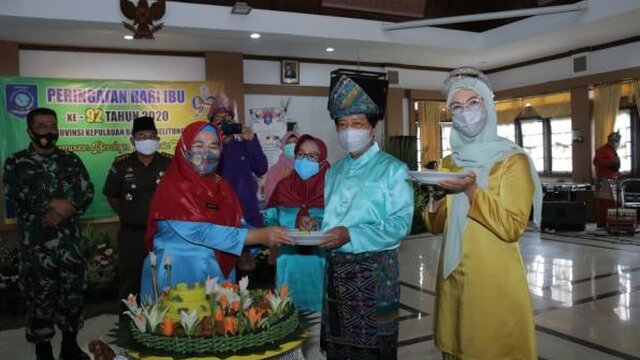 Sebelum Ikuti Peringatan Hari Ibu Ke-92 Babel, Peserta Lakukan Rapid Tes Gratis