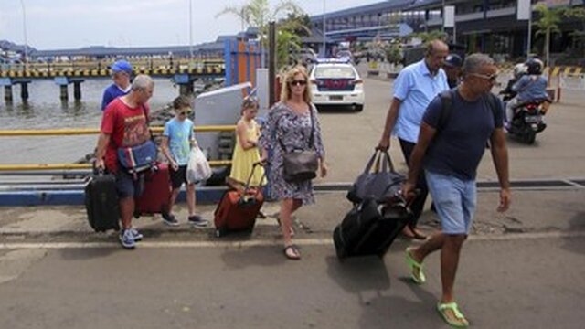 Wisatawan Keluar Masuk Bali Turun 90 Persen