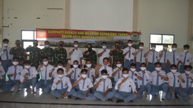 Antusias Siswa-siswi SMA N 1 Air Gegas Untuk menjadi Prajurit TNI AD