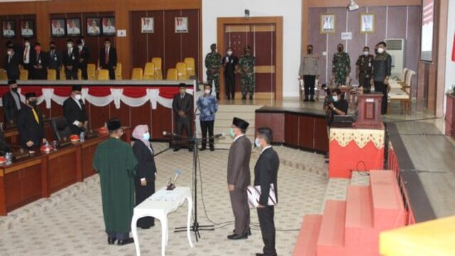 Danrem 045/Gaya Hadiri Pelantikan Pergantian Antar Waktu Anggota DPRD Bangka Belitung