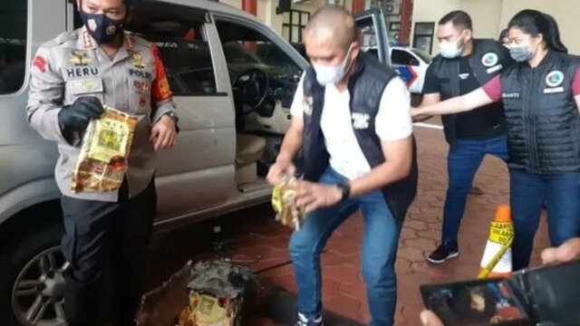Kurir Pembawa 10 Kilogram Sabu Berhasil Dibekuk Polisi