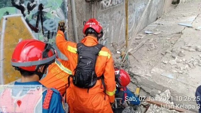 Seorang Marbot Masjid Tewas Tertimpa Tembok Saat Kerja Bakti