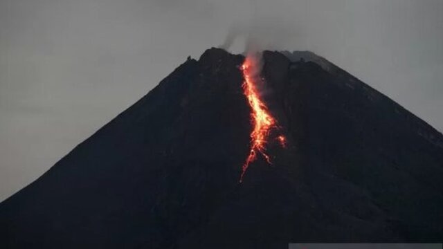 BPPTKG : Gunung Merapi Keluarkan 15 Kali Guguran Lava Pijar