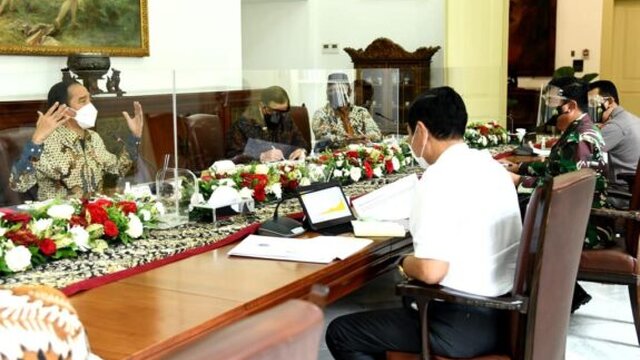 Presiden Jokowi Minta Implementasi Konkret dari PPKM