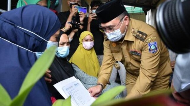 Gubernur Babel Serahkan Santunan Buat Ahli Waris Korban Sriwijaya Air SJ-182