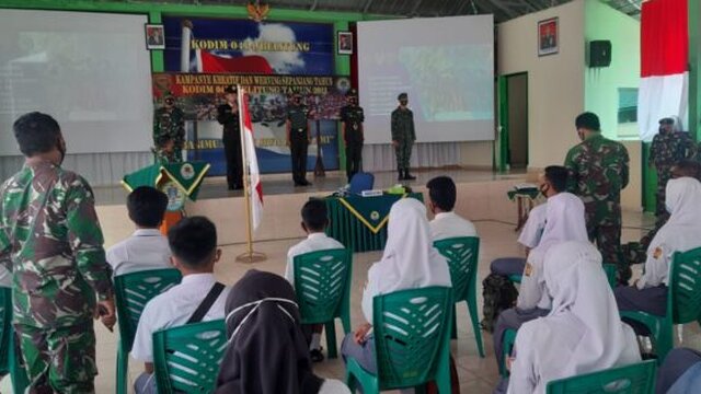 Sebanyak 115 Pelajar SMA Ikuti Kampanye Kreatif dan Werving di Kodim 0414 Belitung