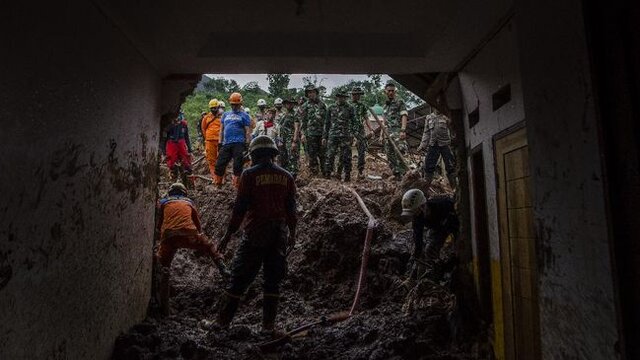 Bencana Longsor Di Sumedang 15 Orang Meninggal, 24 Belum Ditemukan