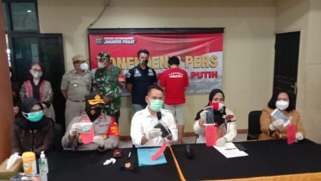 Polisi Ungkap Praktik Prostitusi Online di Apartemen Green Pramuka Cempaka Putih
