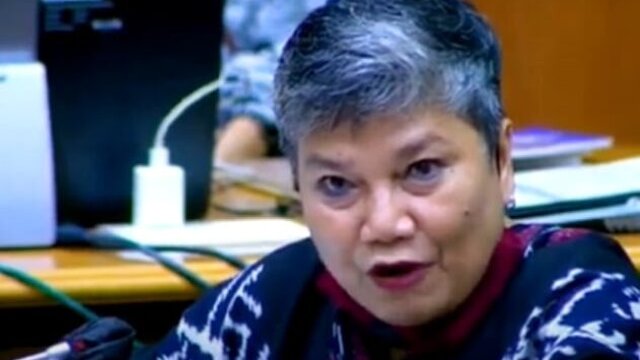Ribka Tjiptaning Sebut Vaksin Sinovac Barang Rongsokan di China