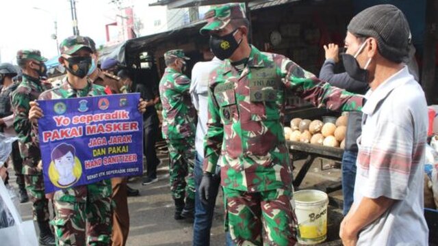 Danrem 045/Garuda Jaya Turun ke Pusat Pasar Kota Pangkalpinang