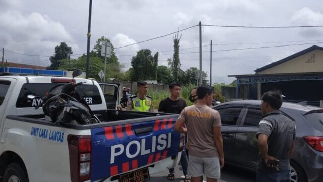 Pengendara Motor Tanpa Indentitas Terlibat Kecelakaan Dengan Truk di Belitung