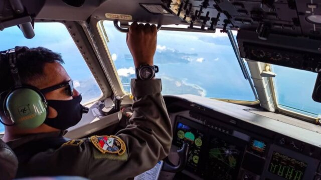 TNI AU dan BPPT Semai 22 Ton NaCl