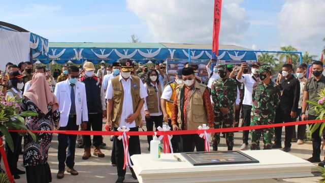 Danrem 045/Gaya menghadiri peresmian RS Darurat Covid-19