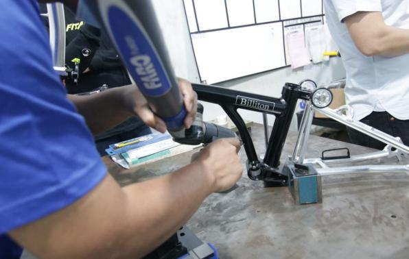 Brompton Made in Babel