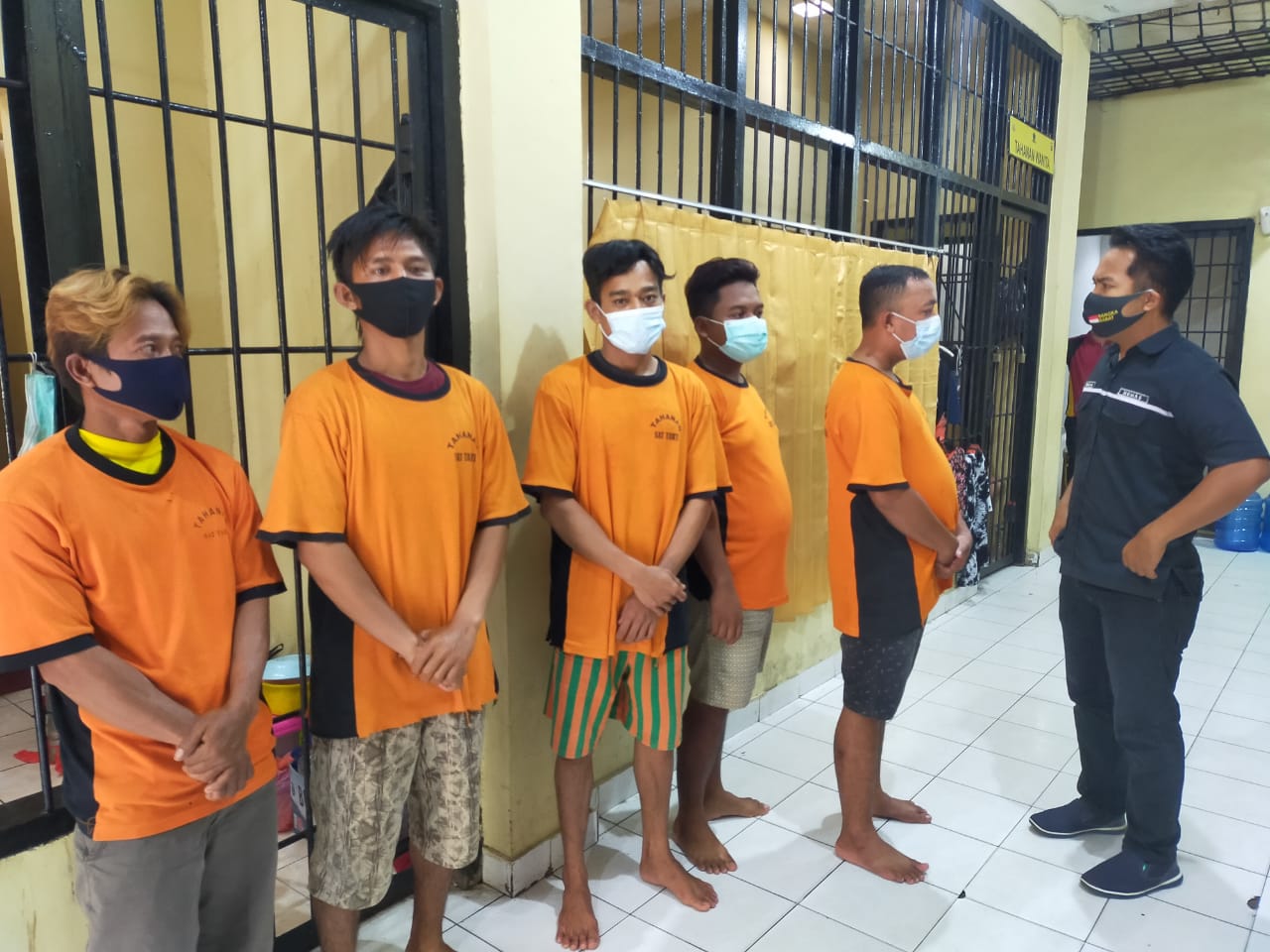 Swab Antigen Palsu