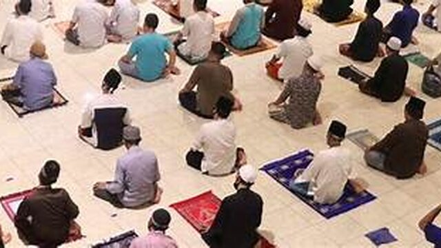 Pemerintah Izinkan Shalat Tarawih dan Ied Berjemaah Dengan Protkes Ketat