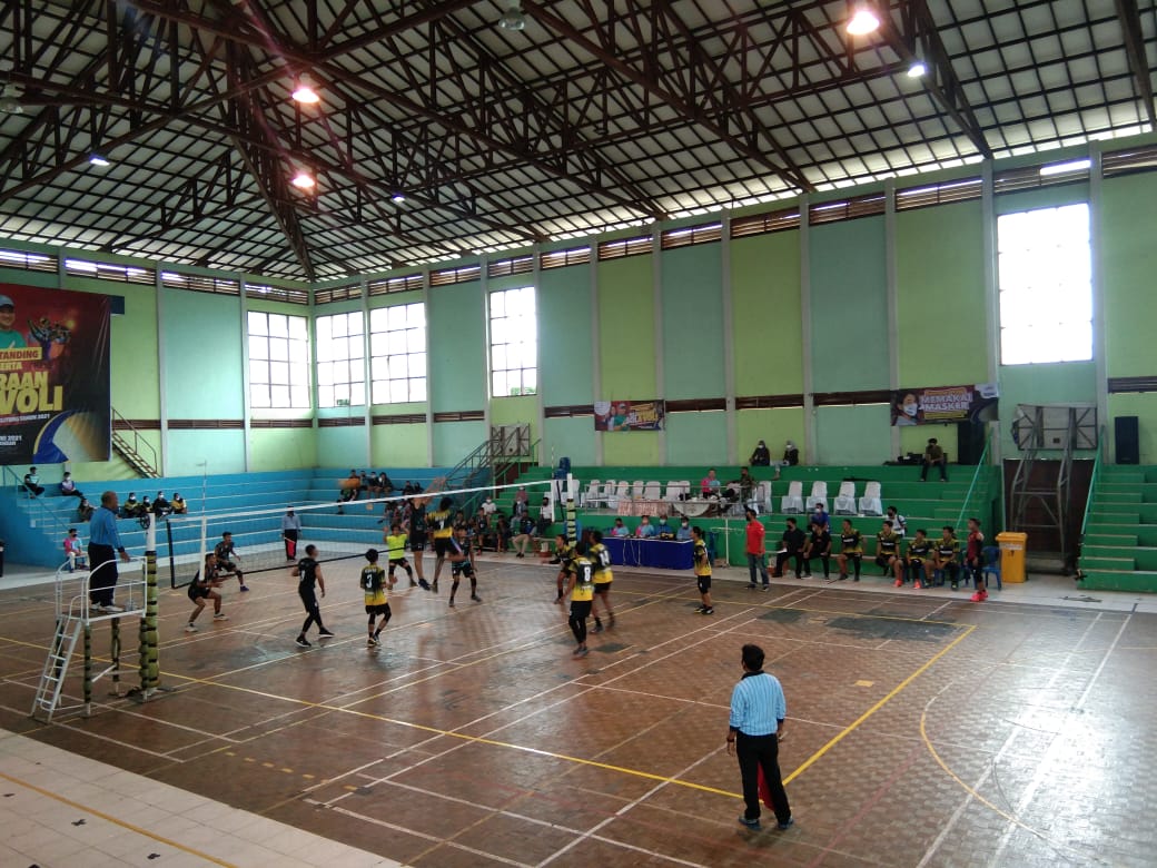 Turnamen Volly Gubernur Cup 2021 Resmi Dibuka di Tanjungpandan