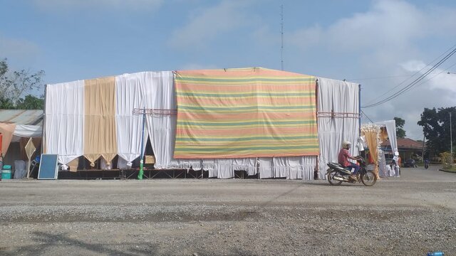 Warga Talang Babat Nekat Adakan Pesta Ditengah Zona Merah