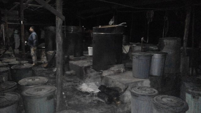 Pembuat Arak di Desa Kayu Besi Akhirnya Ditangkap Polisi