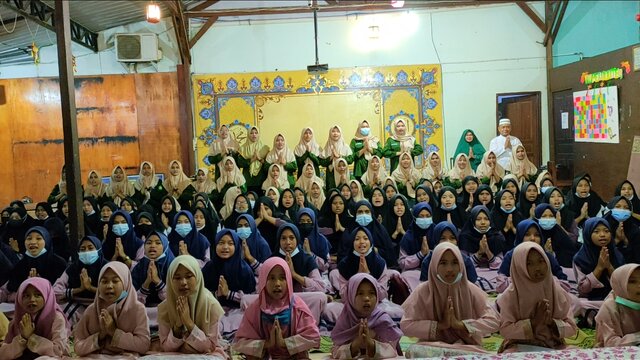 Yayasan Pondok Pesantren Madania Yogyakarta Punya Amal Usaha Sendiri